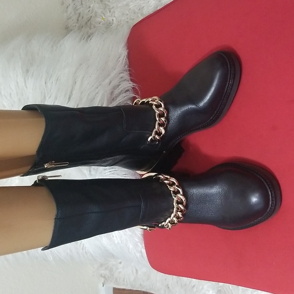 VINCE CAMUTO BOOTS